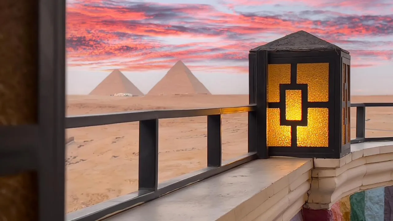 Atlantis Pyramids Inn New