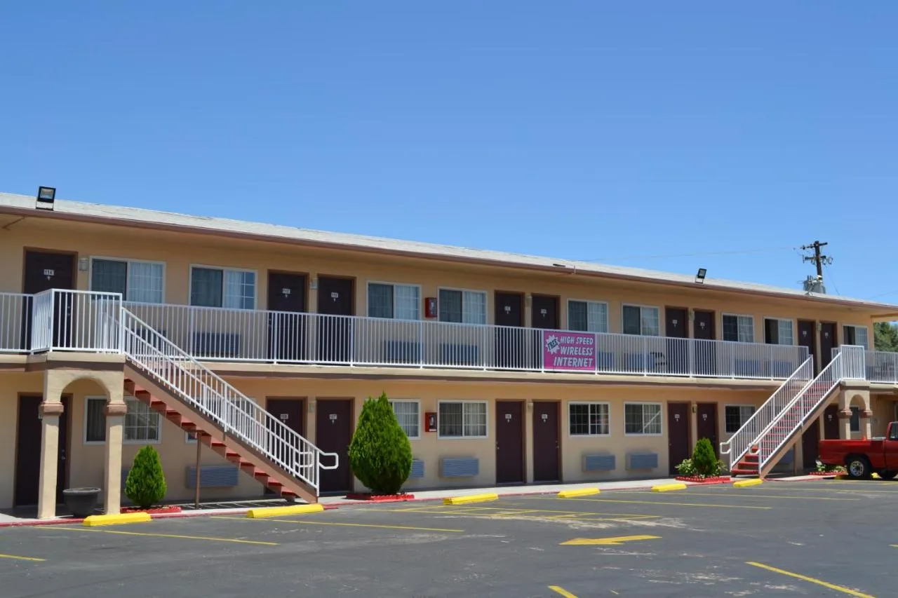Budget Inn