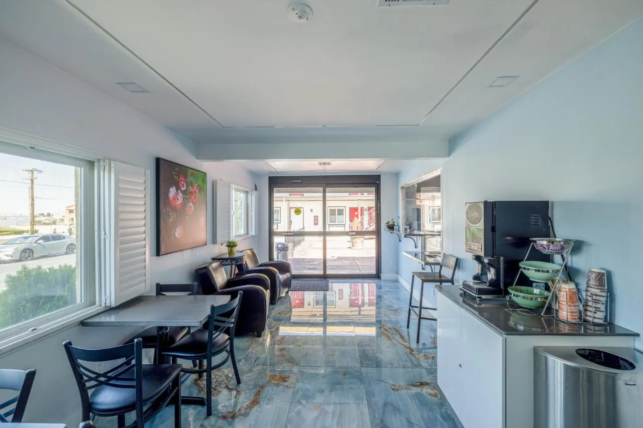 Hotel Avenida Victorville