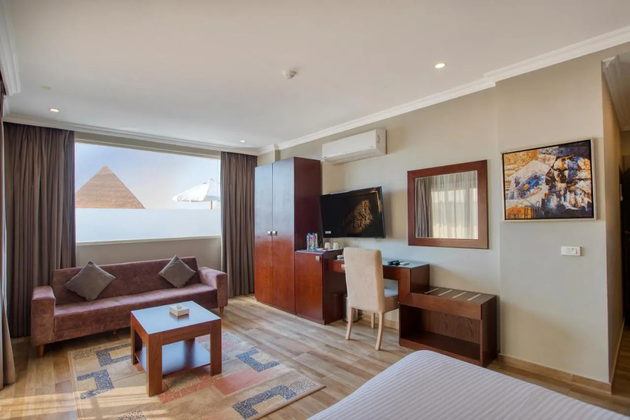 Mamlouk Pyramids Hotel