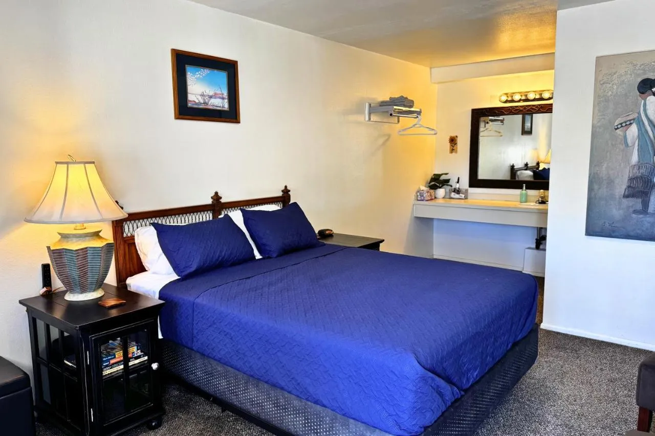Travelers Motel